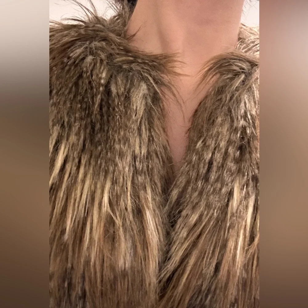 Vegan fur luxury glamorous stylish Jacket - Picture 12 of 13